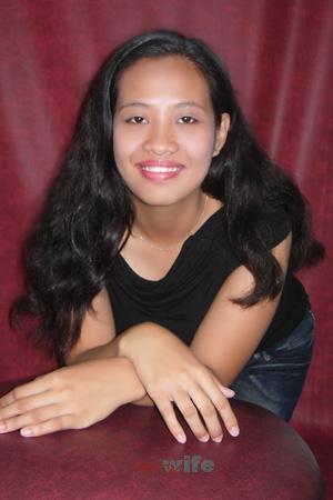Philippines women