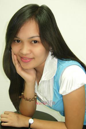Philippines women